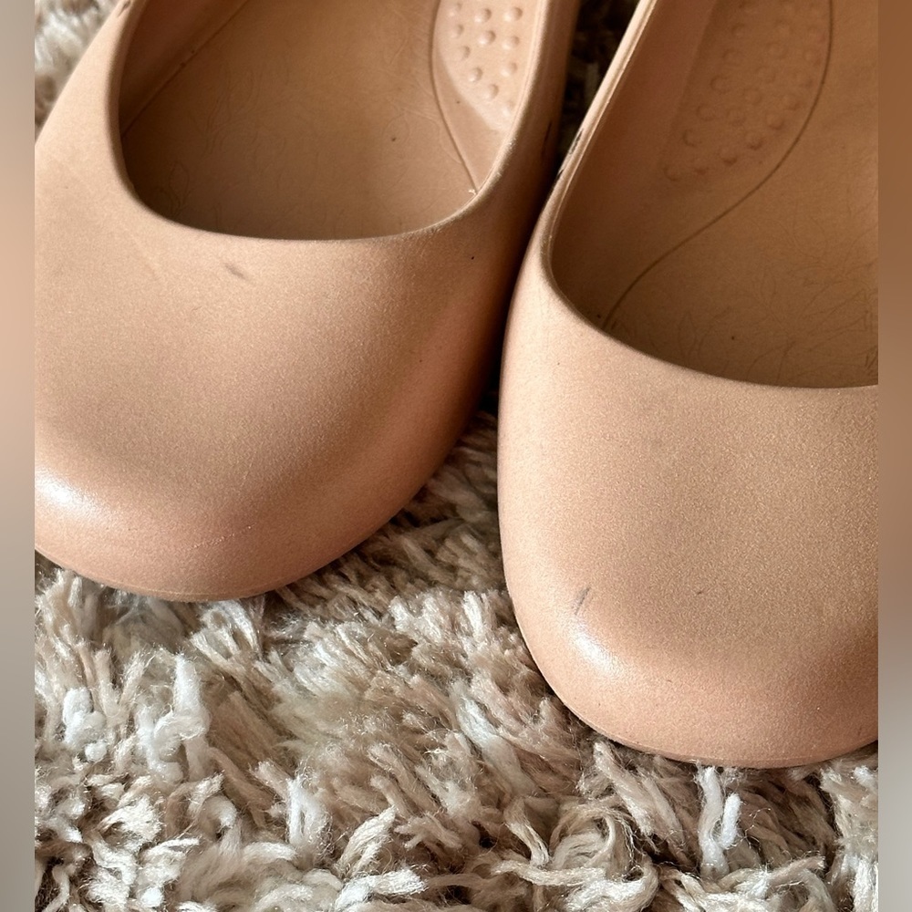 Okabashi size 8 jelly nude flats - Picture 2 of 3